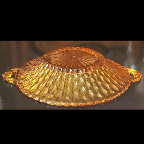 Vntg "Honeycomb Amber" 2 Handled Dish by Indiana Glass - Picture 7 of 9
